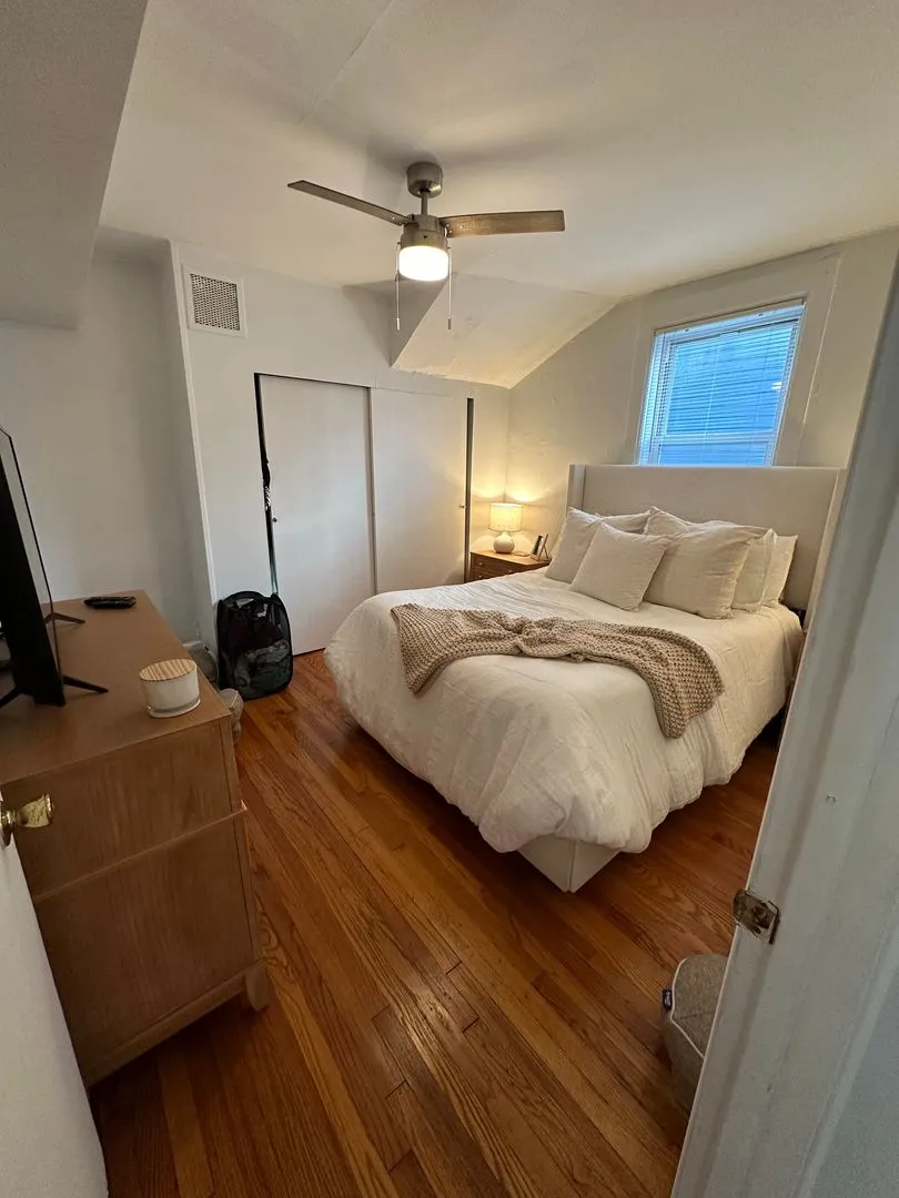 3111 N Clifton Ave, , 60657, USA 60657-unit#1F-Chicago-IL