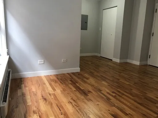 7450 N Greenview Ave, , 60626, USA 60626-unit#35-Chicago-IL