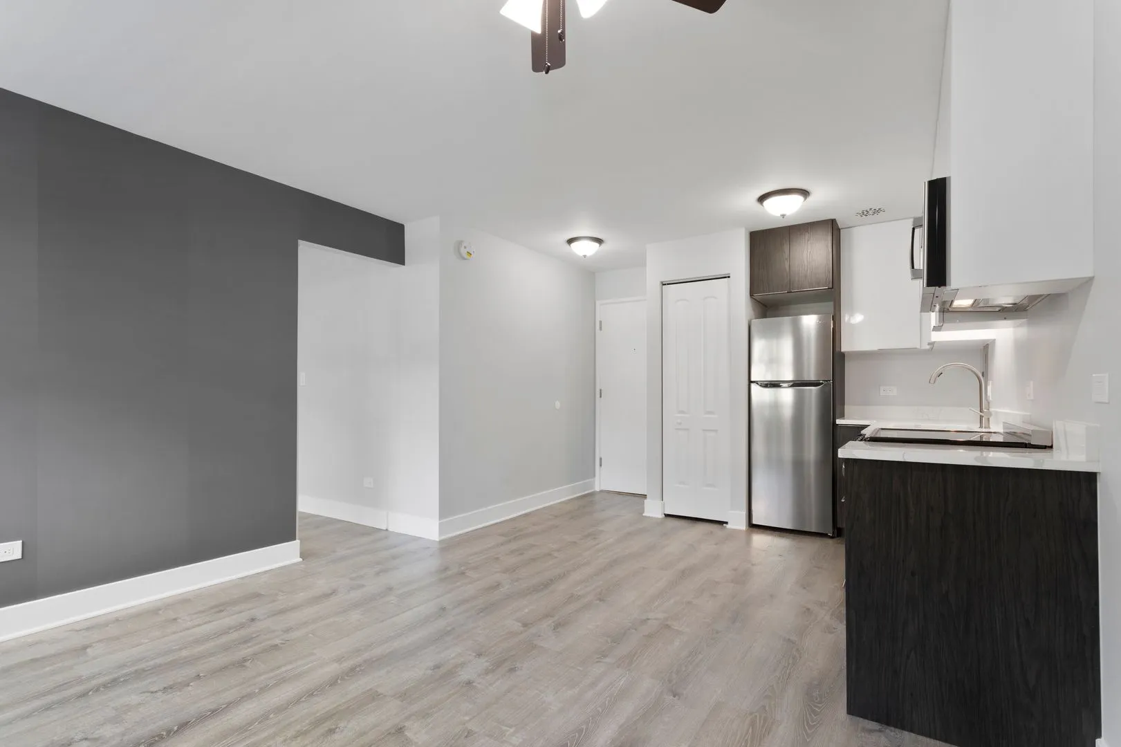 6001 N Kenmore Ave, ,  60660, USA 60660-unit#203-Chicago-IL