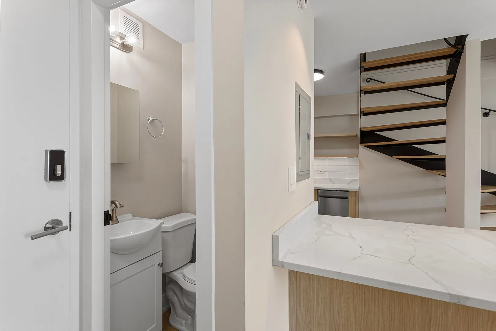 6166 N Sheridan Rd, ,  60660, USA 60660-unit#4G-Chicago-IL