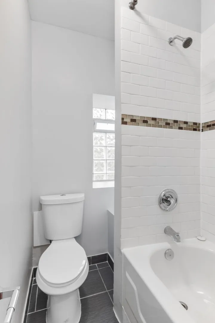 4555 Malden St, ,  60640, USA 60640-unit#303-Chicago-IL