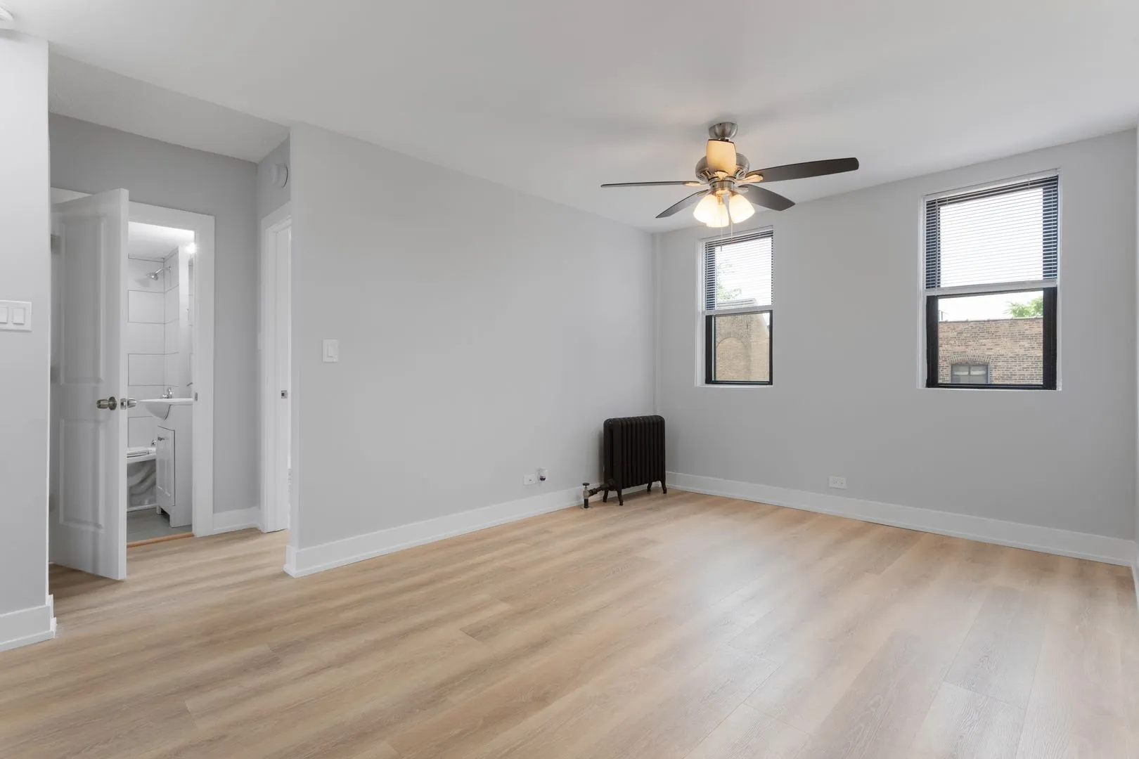 6026 N Winthrop Ave, ,  60660, USA 60660-unit#4G-Chicago-IL