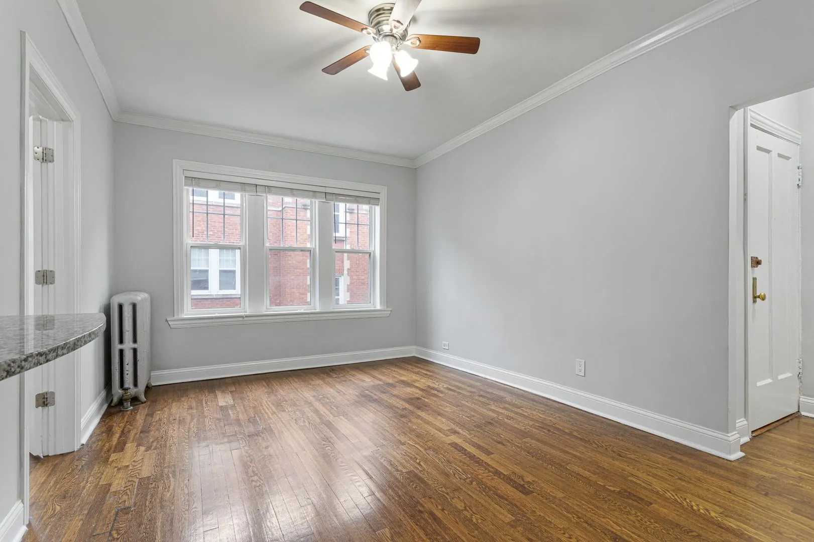 6112 N Winthrop Ave, ,  60660, USA 60660-unit#2W-Chicago-IL