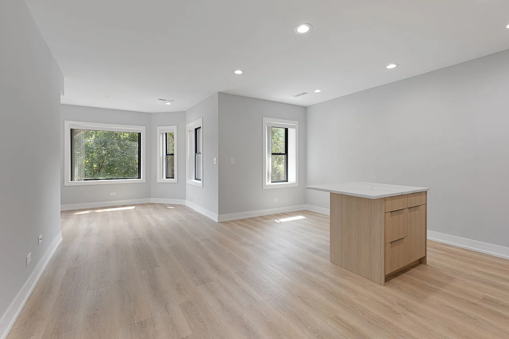 1548 W Juneway Terrace, , 60626, USA 60626-unit#1A-Chicago-IL