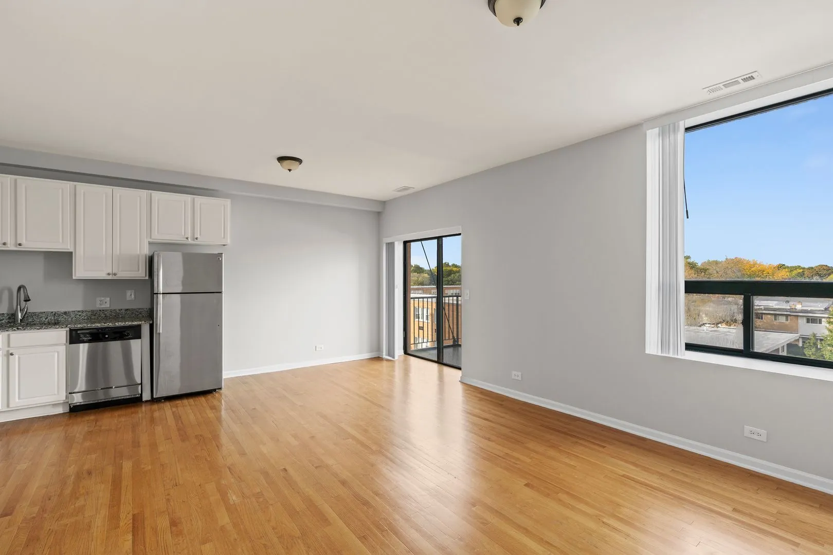 2451 W Howard St, , 60645, USA 60645-unit#307-Chicago-IL