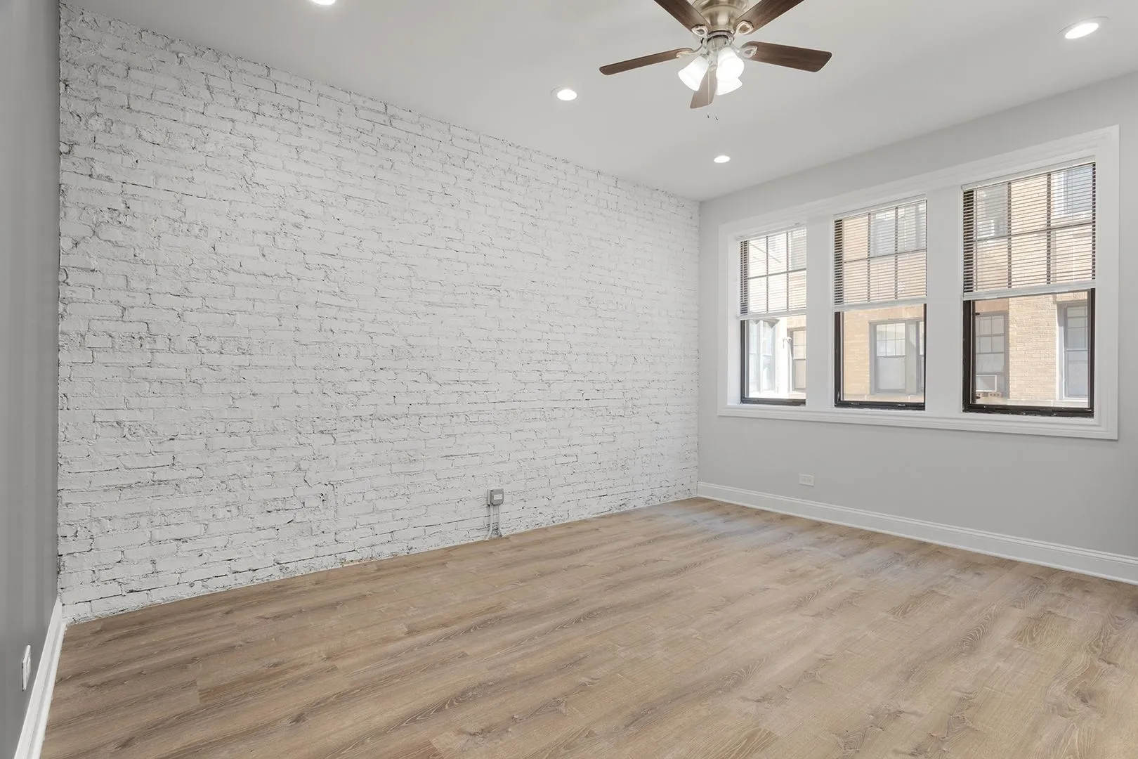 7620 N Eastlake Terrace, , 60626, USA 60626-unit#1W-Chicago-IL