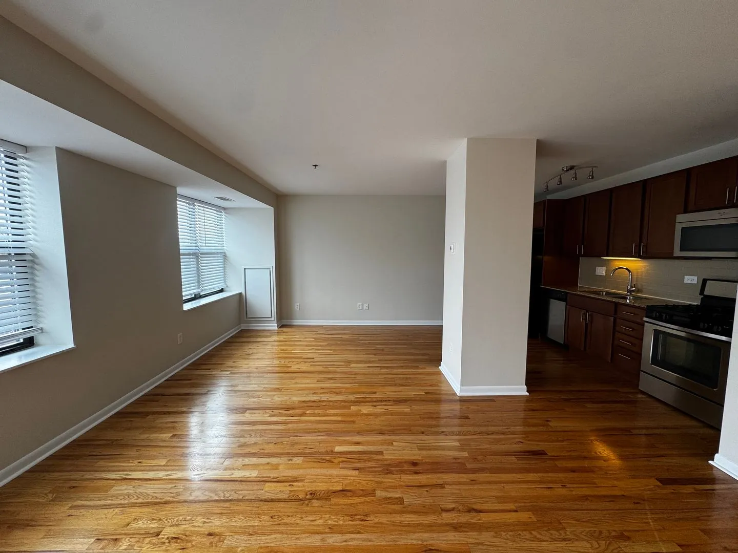 1337 W Fargo Ave, ,  60626, USA 60626-unit#1202-Chicago-IL