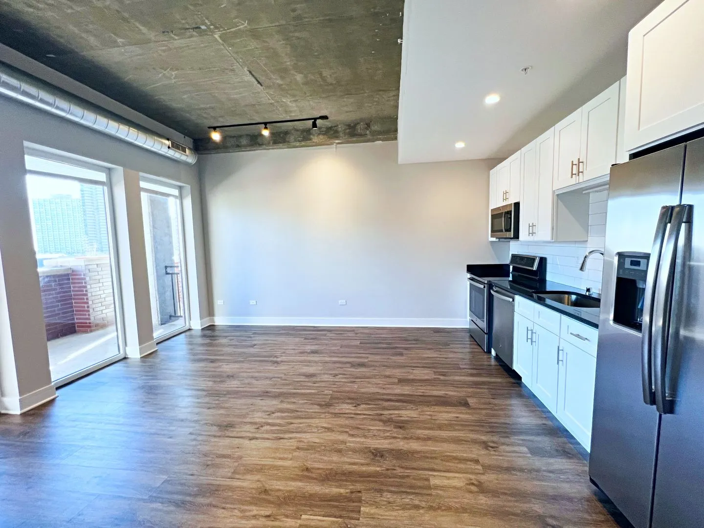 N Broadway, , , USA IL-unit#3833-614-Chicago-IL