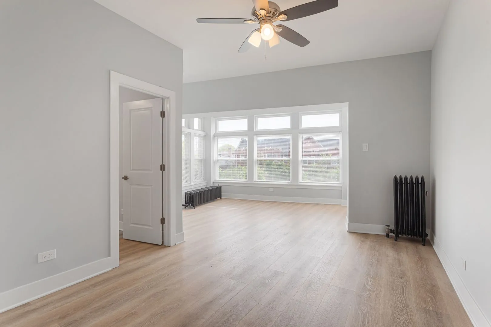 7600 N Sheridan Rd, ,  60626, USA 60626-unit#301-Chicago-IL