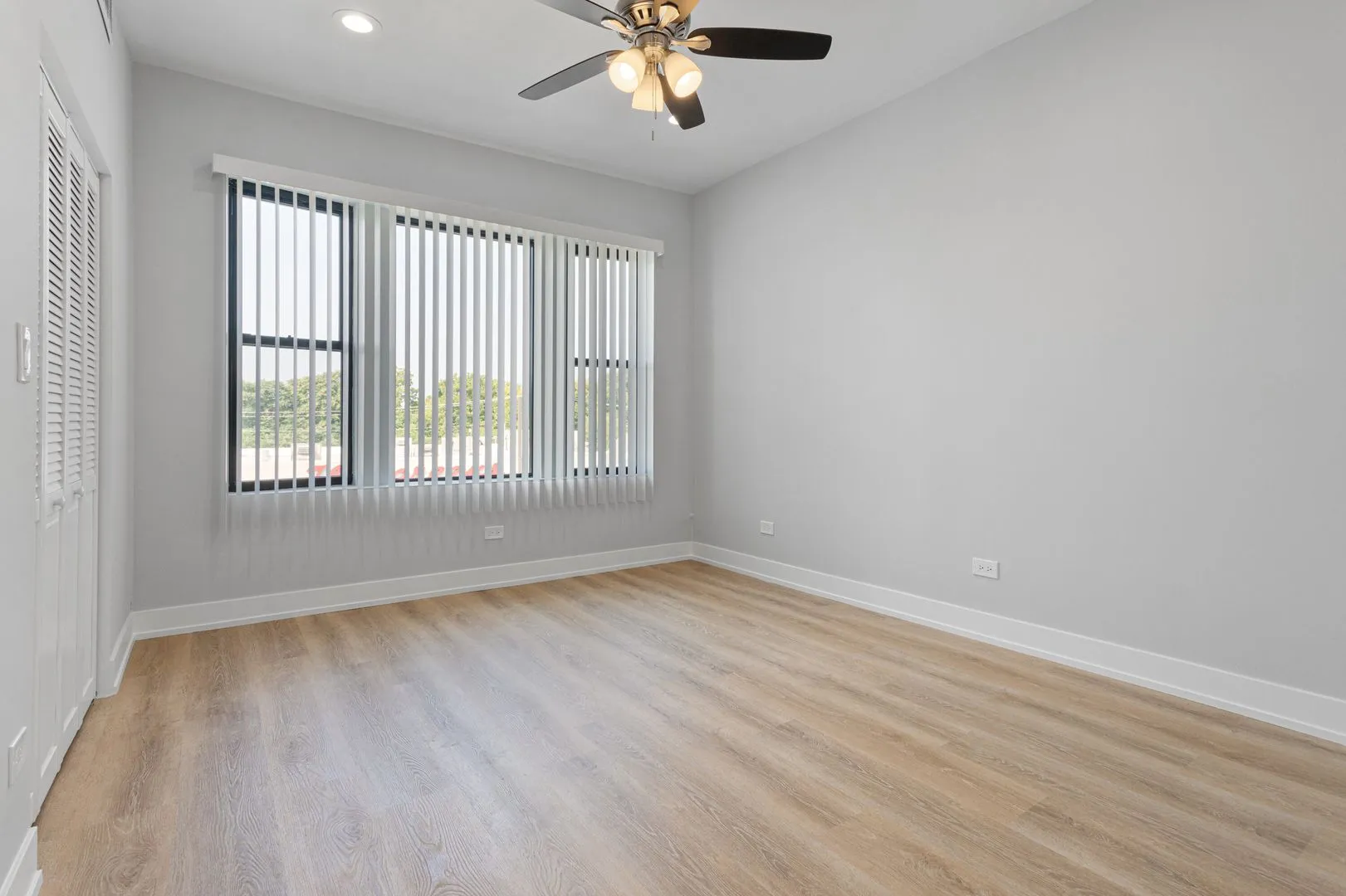 7417 N Clark St, ,  60626, USA 60626-unit#2-Chicago-IL