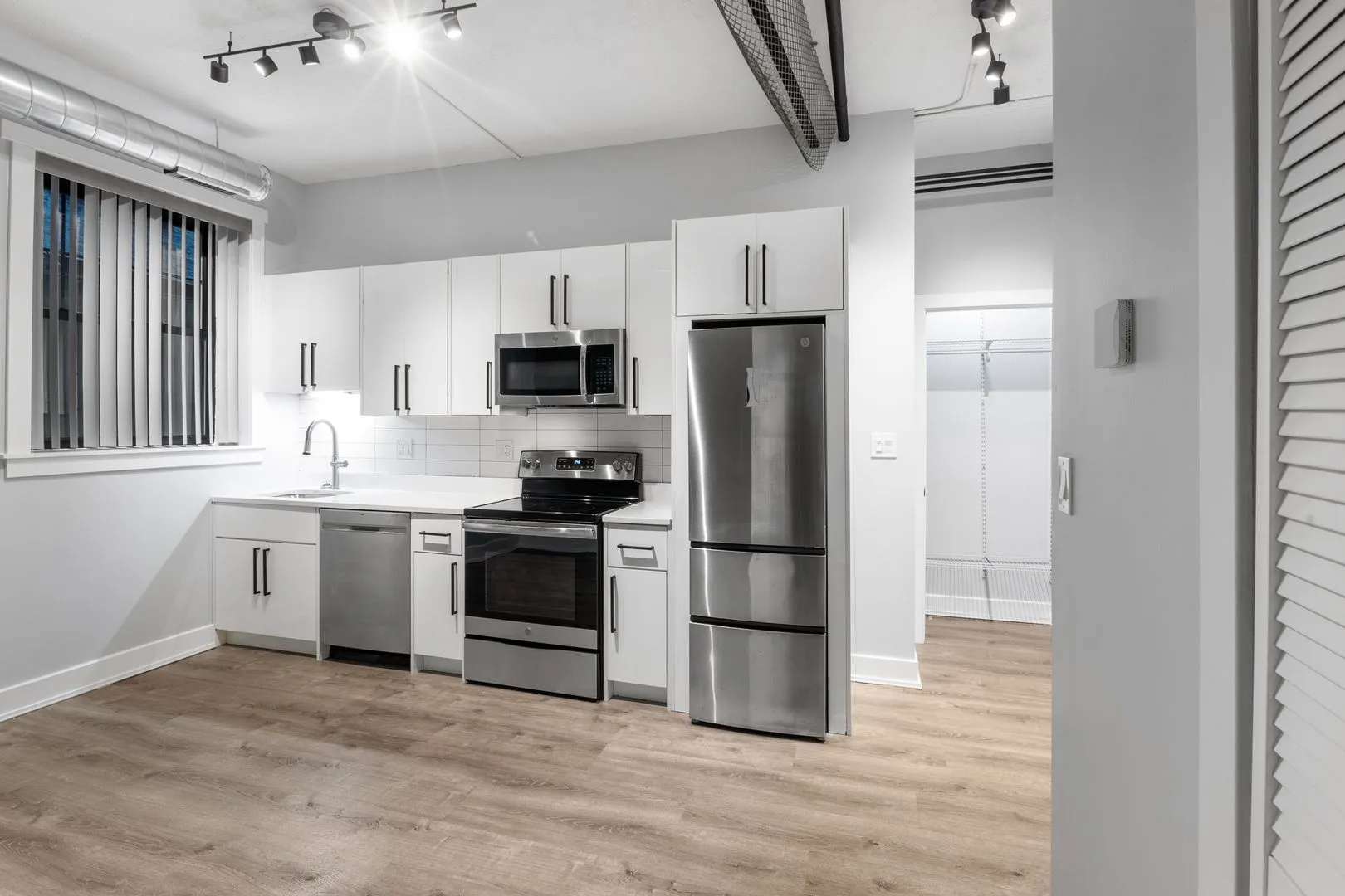 7645 N Sheridan Rd, , 60626, USA 60626-unit#103-Chicago-IL