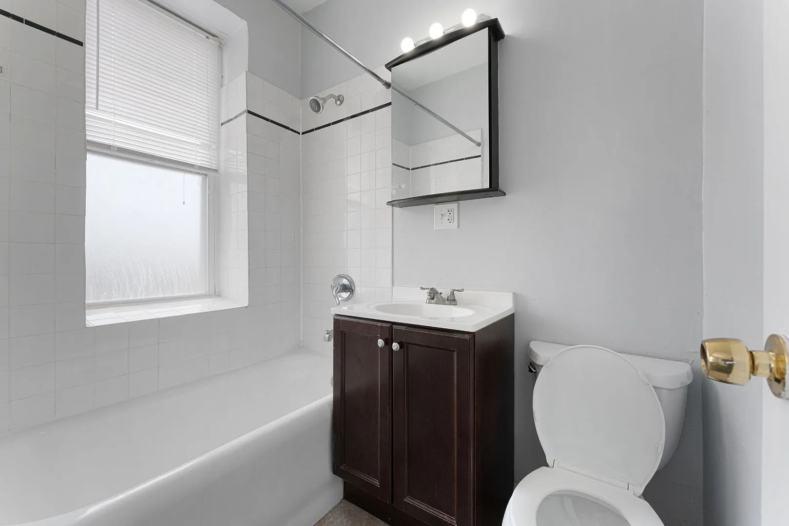 5860 N Kenmore Ave, ,  60660, USA 60660-unit#504-Chicago-IL