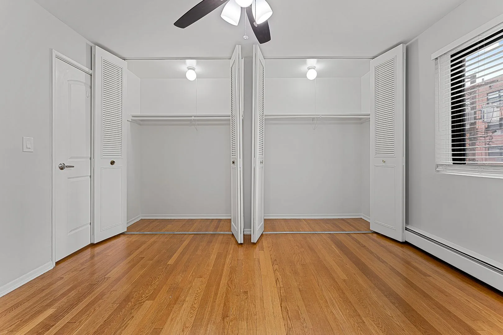 6021 N Winthrop Ave, ,  60660, USA 60660-unit#306-Chicago-IL