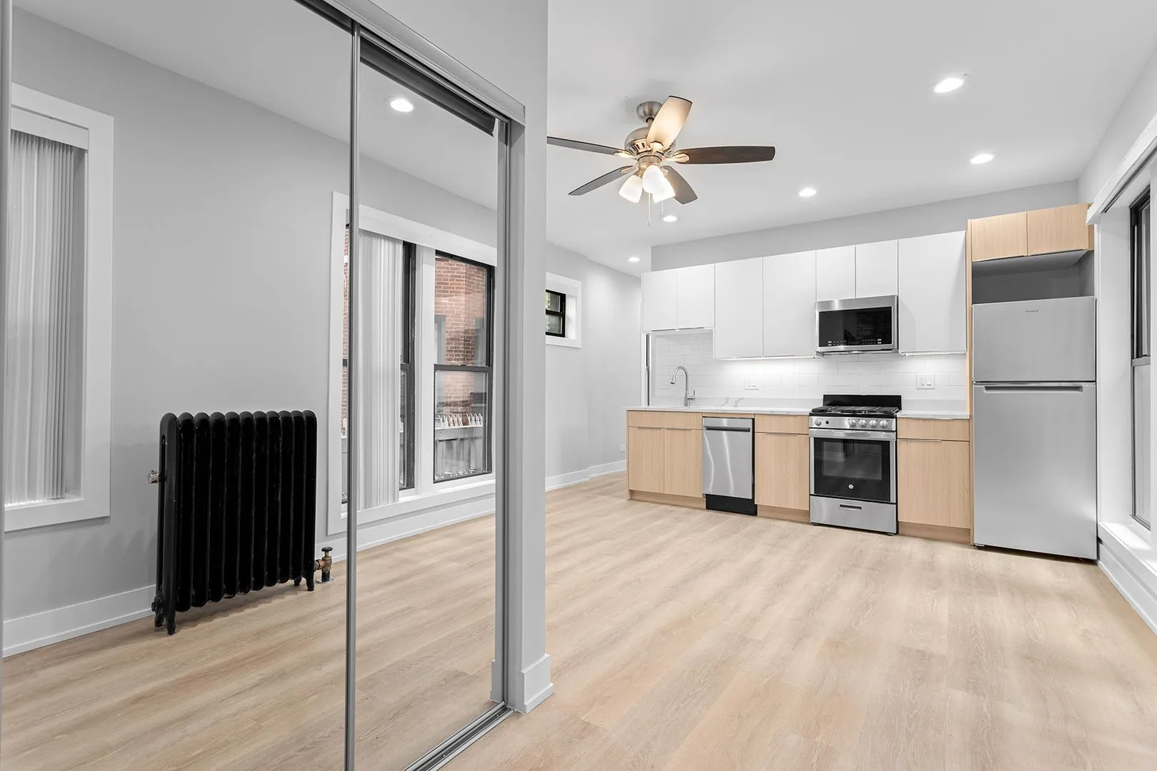 1651 W Jonquil Terrace, ,  60626, USA 60626-unit#17-Chicago-IL
