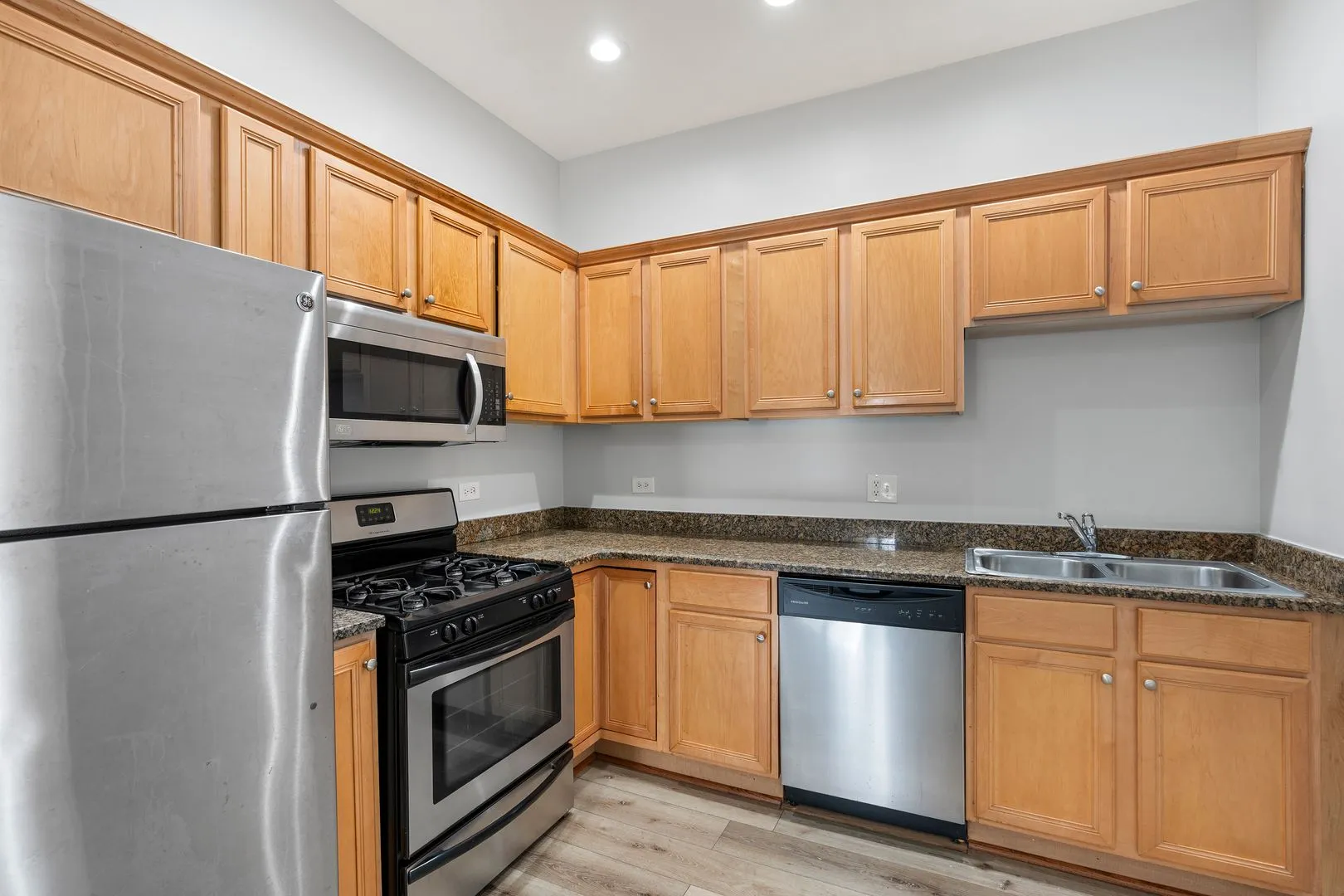 2451 W Howard St, , 60645, USA 60645-unit#106-Chicago-IL