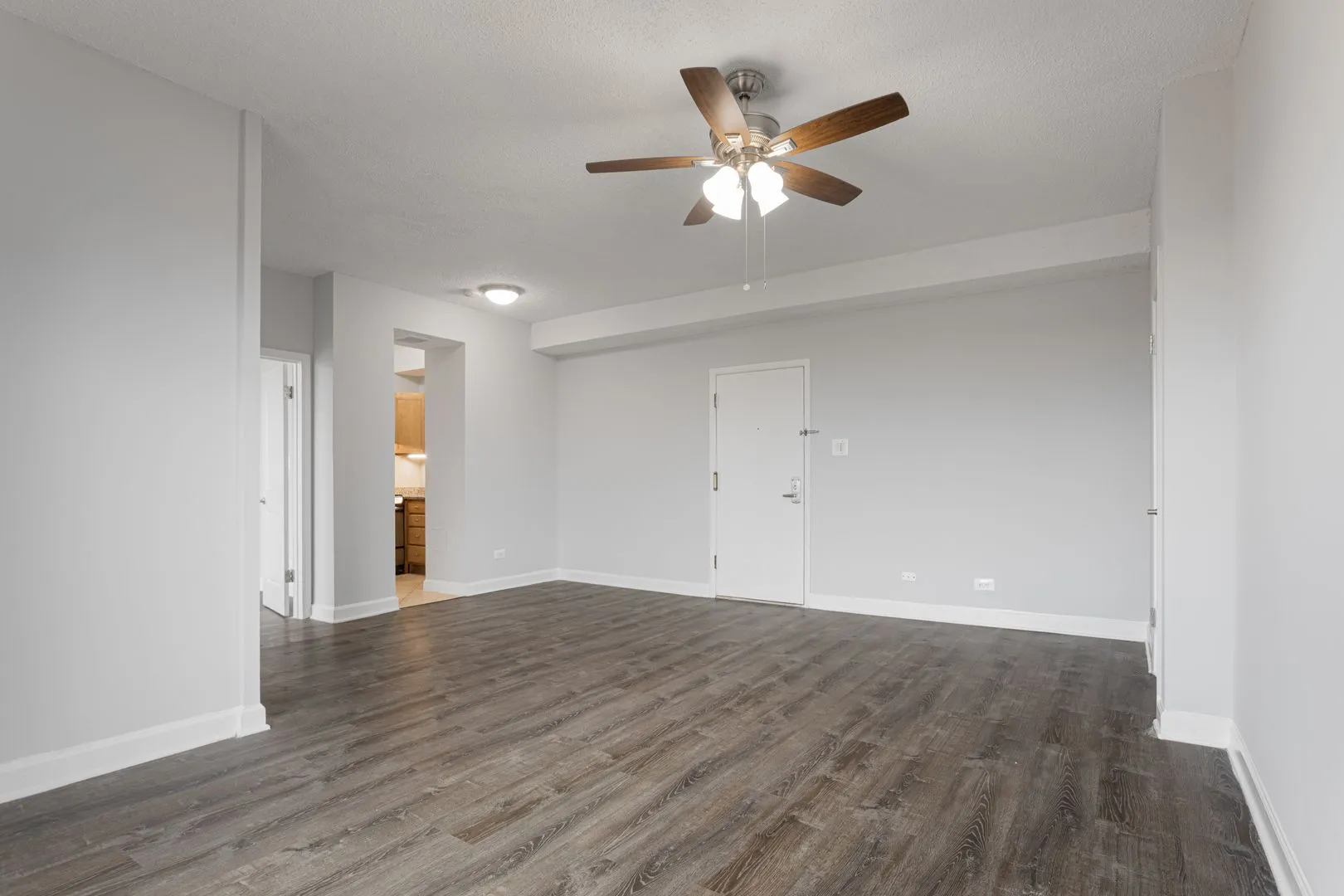 4520 N Clarendon Ave, ,  60613, USA 60640-unit#802-Chicago-IL