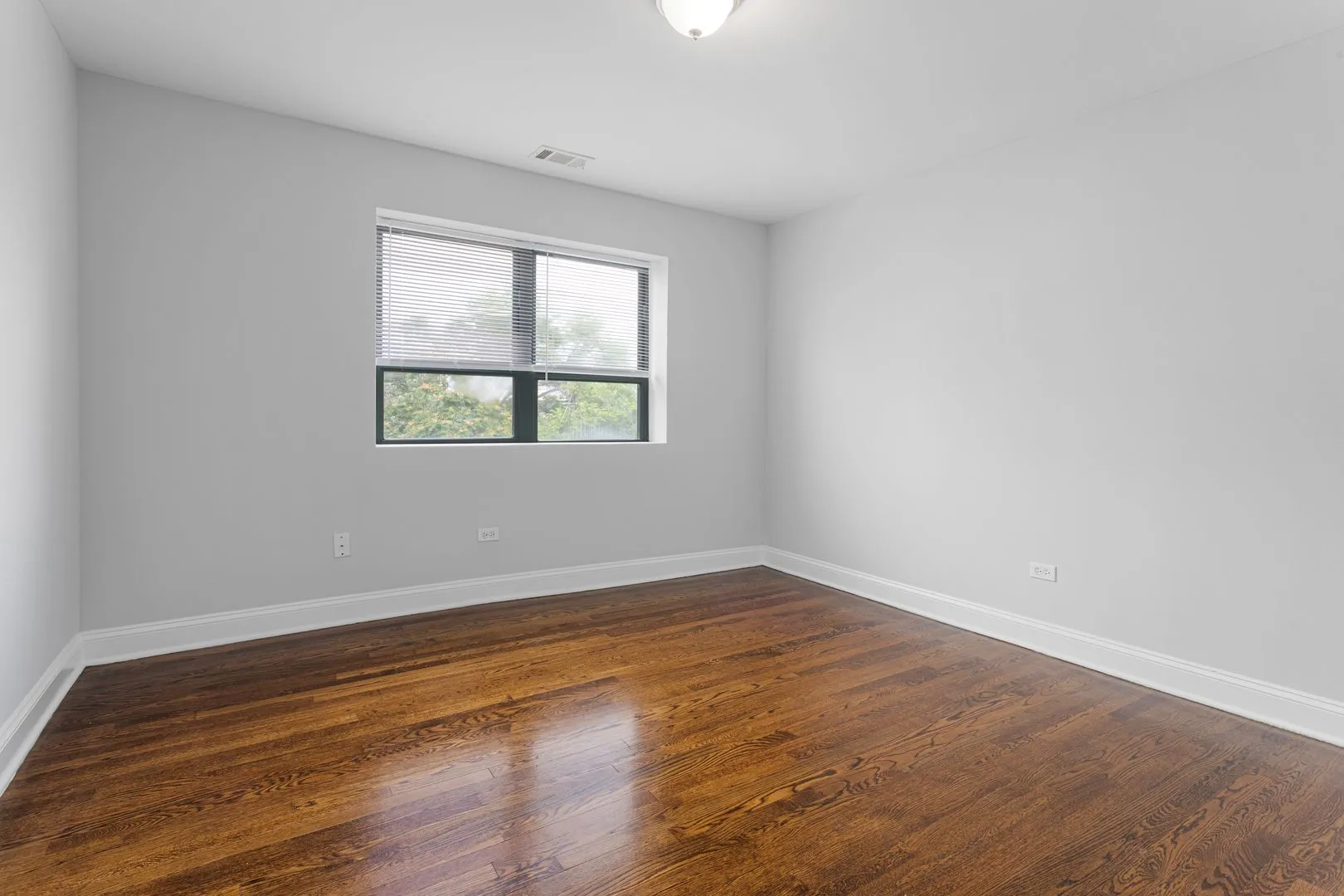 7616 N Marshfield Ave, , 60626, USA 60626-unit#407-Chicago-IL