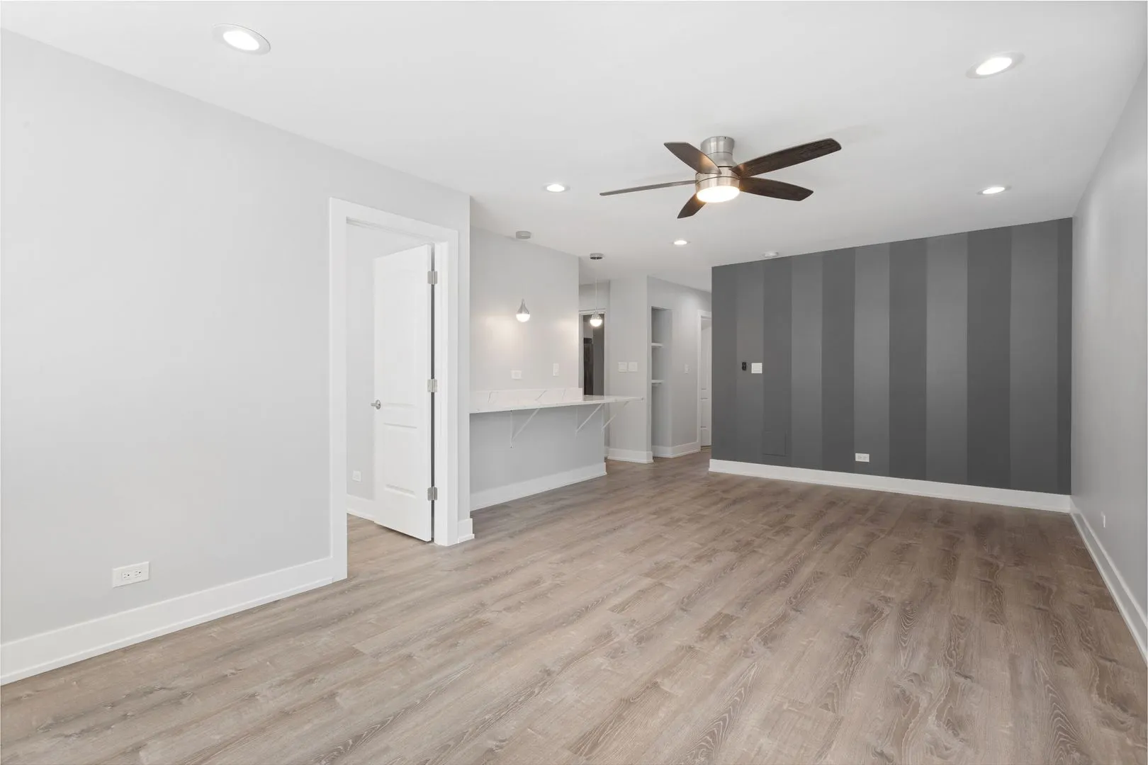 7070 N Sheridan Rd, ,  60626, USA 60626-unit#4N-Chicago-IL