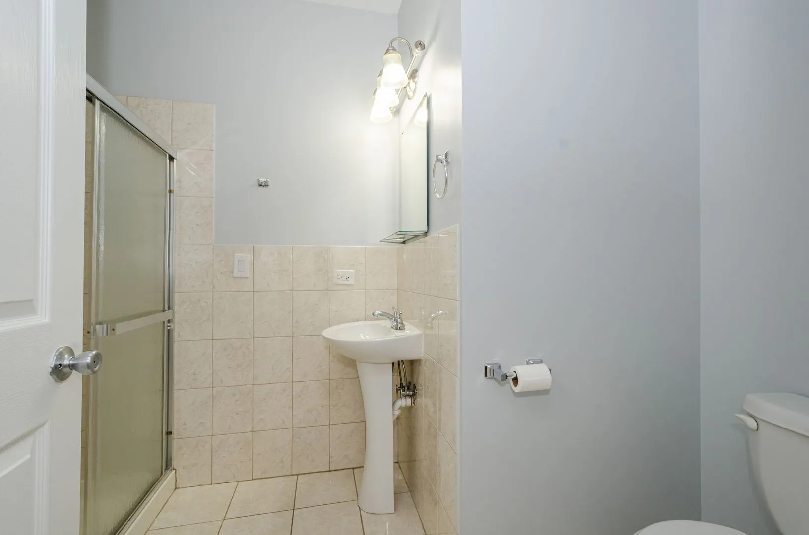 7357 N Ashland Ave, , 60626, USA 60626-unit#2-Chicago-IL