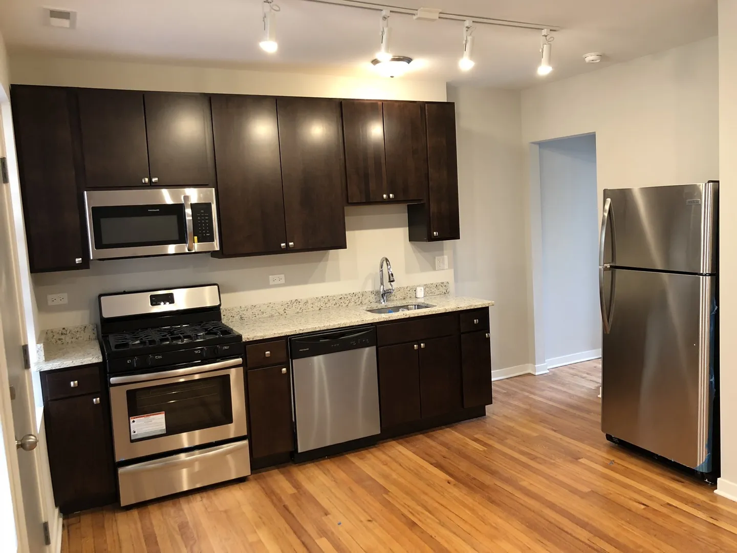 4815 N Christiana Ave, ,  60625, USA 60625-unit#3E-Chicago-IL