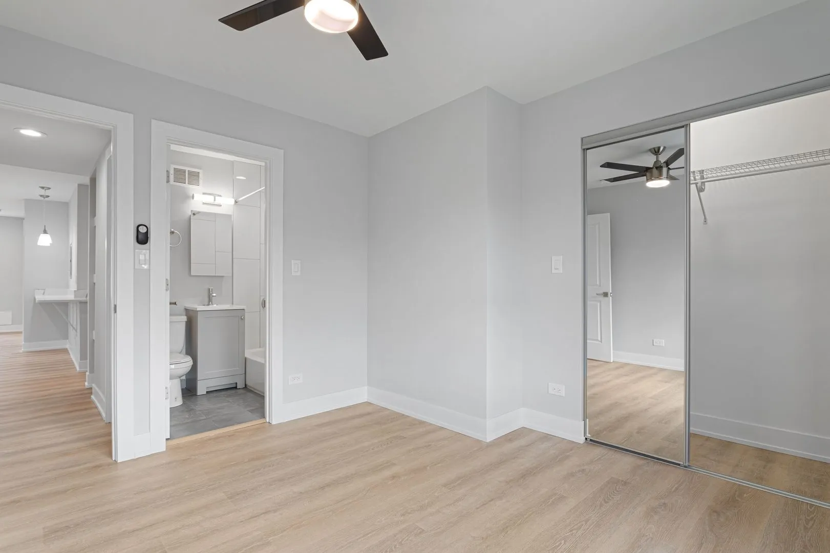 1303 W Estes Ave, ,  60626, USA 60626-unit#4W-Chicago-IL