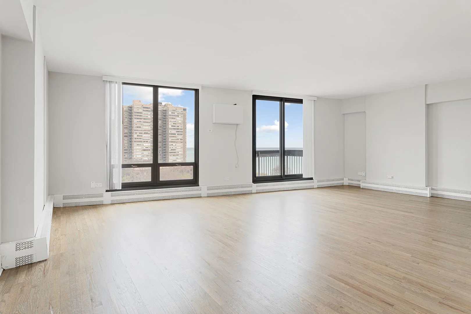 6166 N Sheridan Rd, , 60660, USA 60660-unit#10E-Chicago-IL