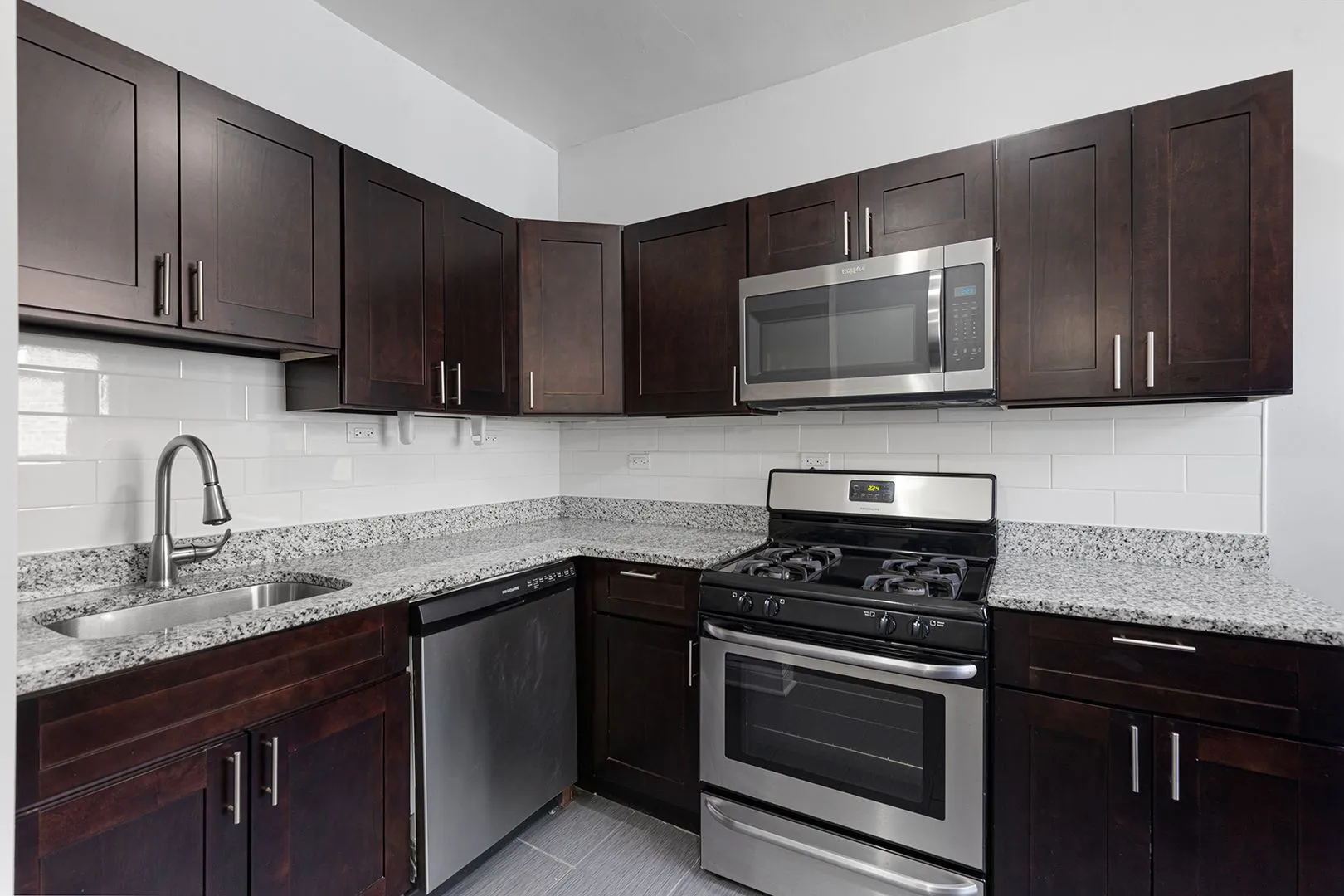 1104 W Glenlake Ave, , 60660, USA 60660-unit#3RD FLOOR-Chicago-IL