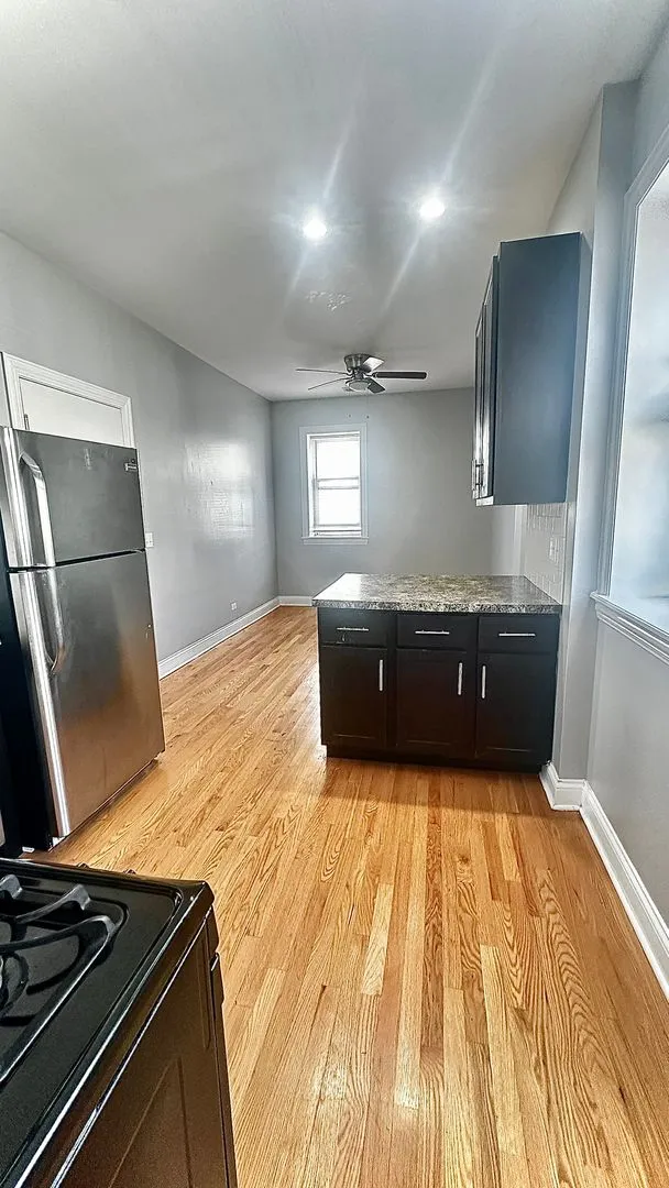 4452 N Sheridan Rd, , 60640, USA 60640-unit#3RD FLOOR-Chicago-IL