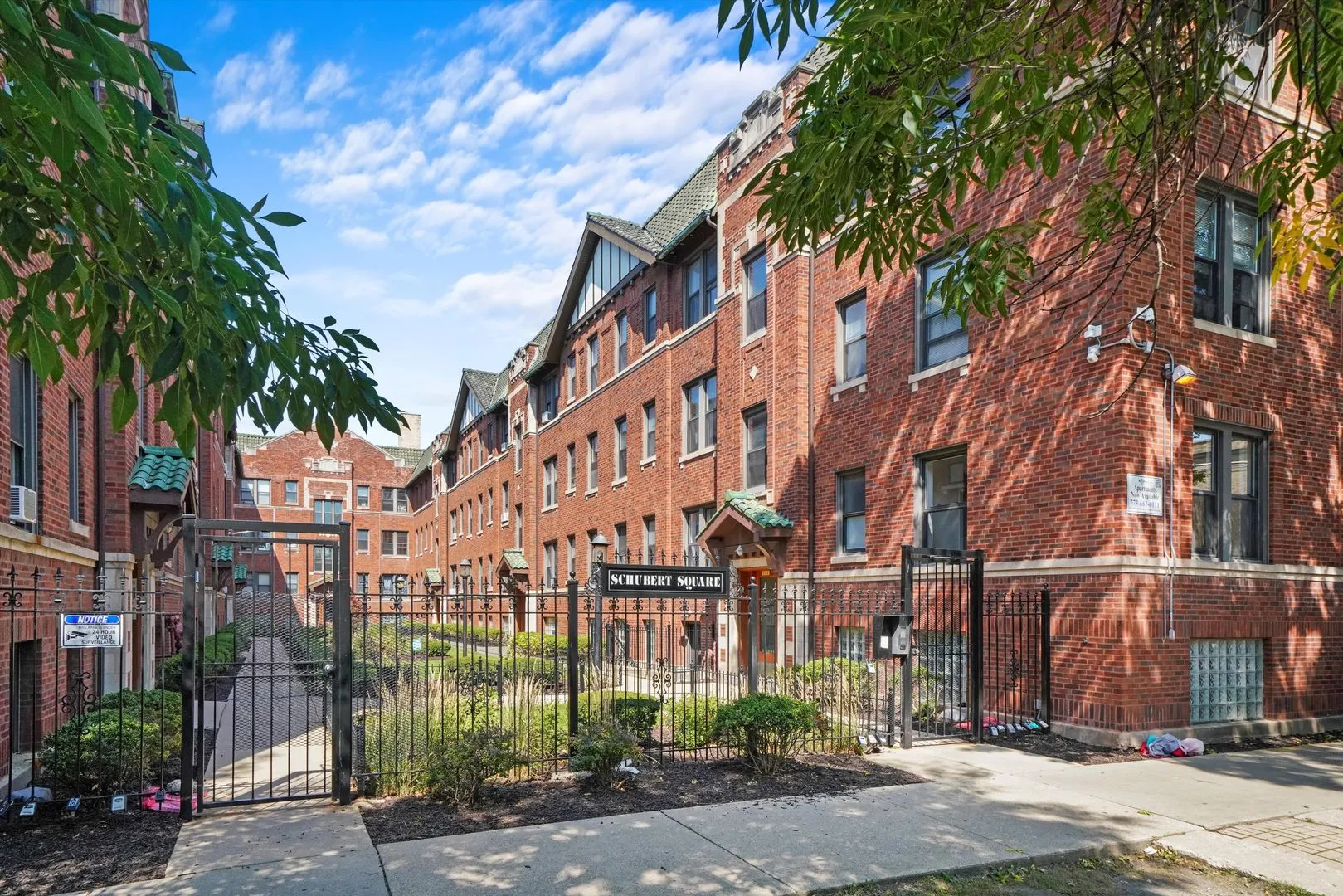 3304 W Schubert Ave, , 60647, USA 60647-unit#1I-Chicago-IL