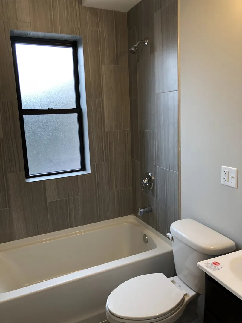 4815 N Christiana Ave, , 60625, USA 60625-unit#3E-Chicago-IL