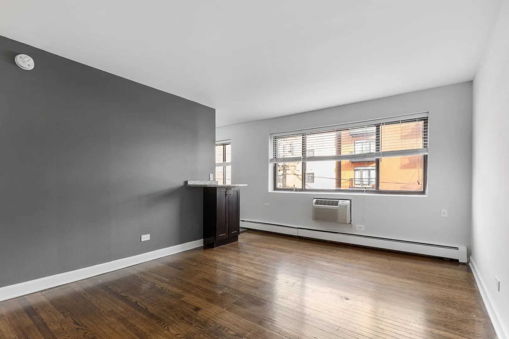 6021 N Winthrop Ave, ,  60660, USA 60660-unit#308-Chicago-IL
