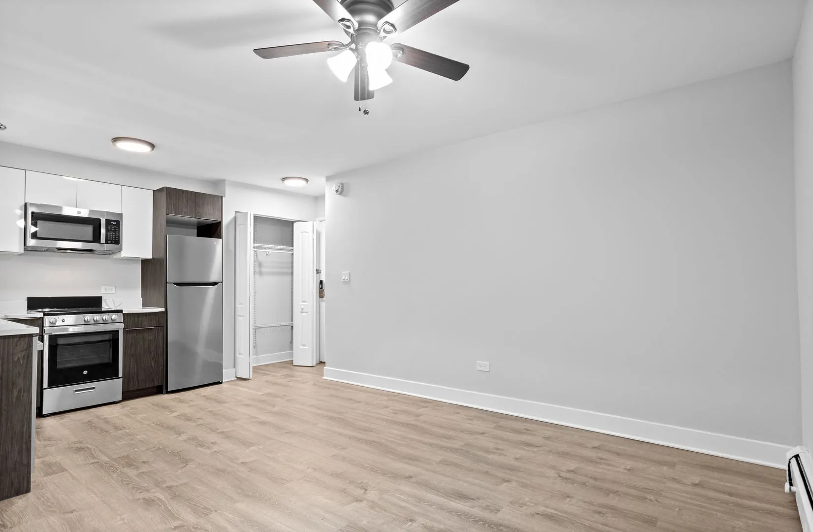 6001 N Kenmore Ave, ,  60660, USA 60660-unit#502-Chicago-IL