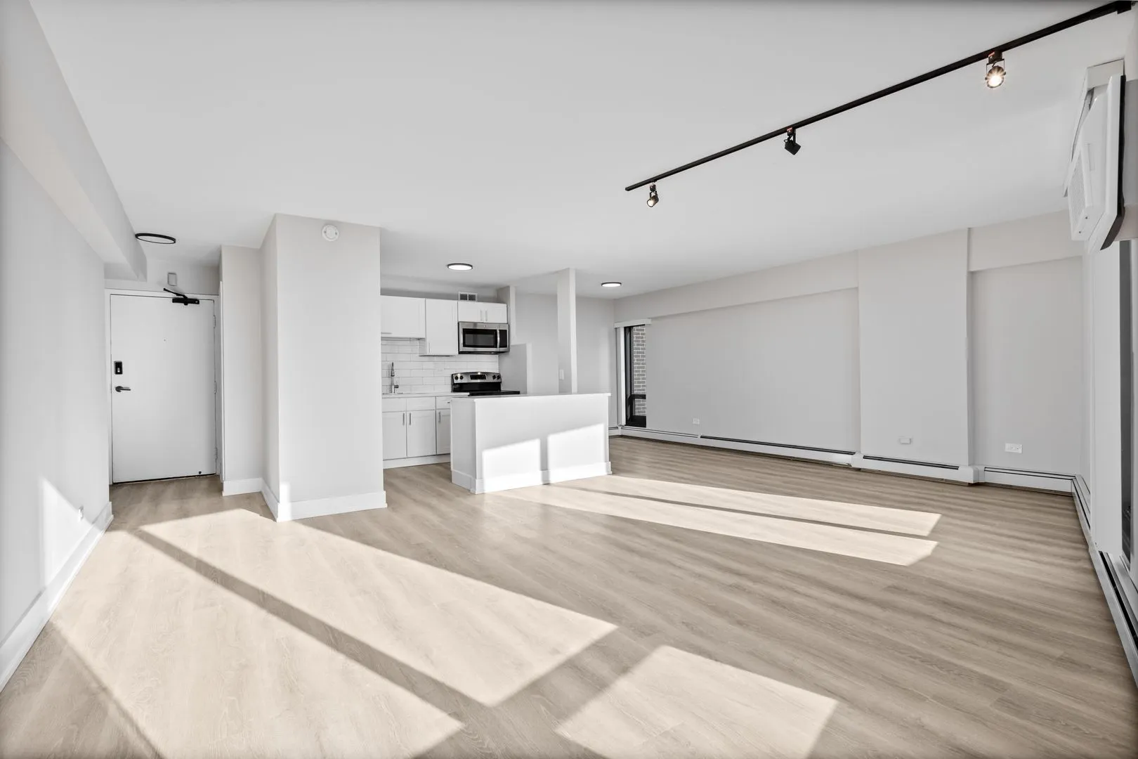 6166 N Sheridan Rd, , 60660, USA 60660-unit#8H-Chicago-IL