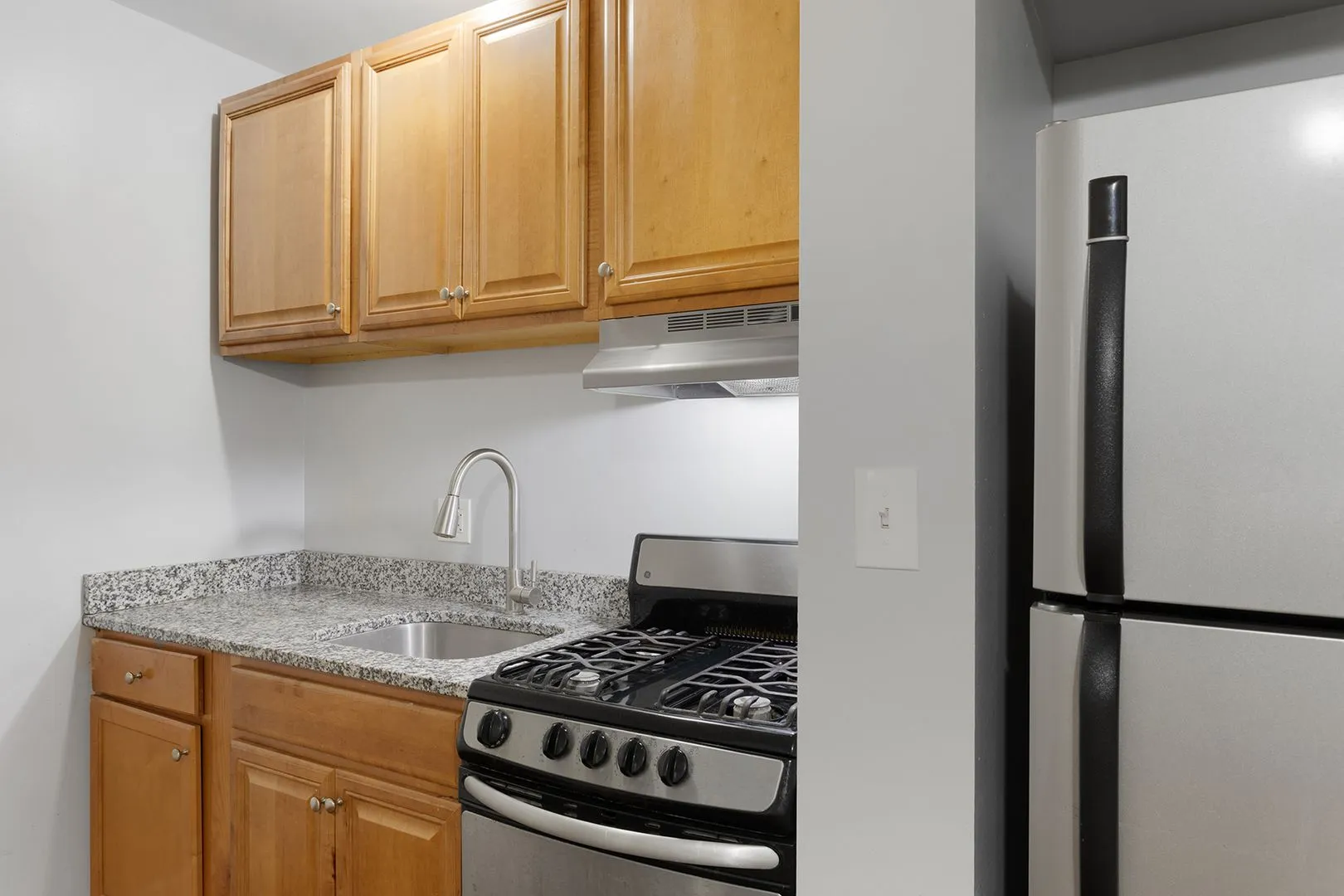 7456 N Greenview Ave, , 60626, USA 60626-unit#1D-Chicago-IL