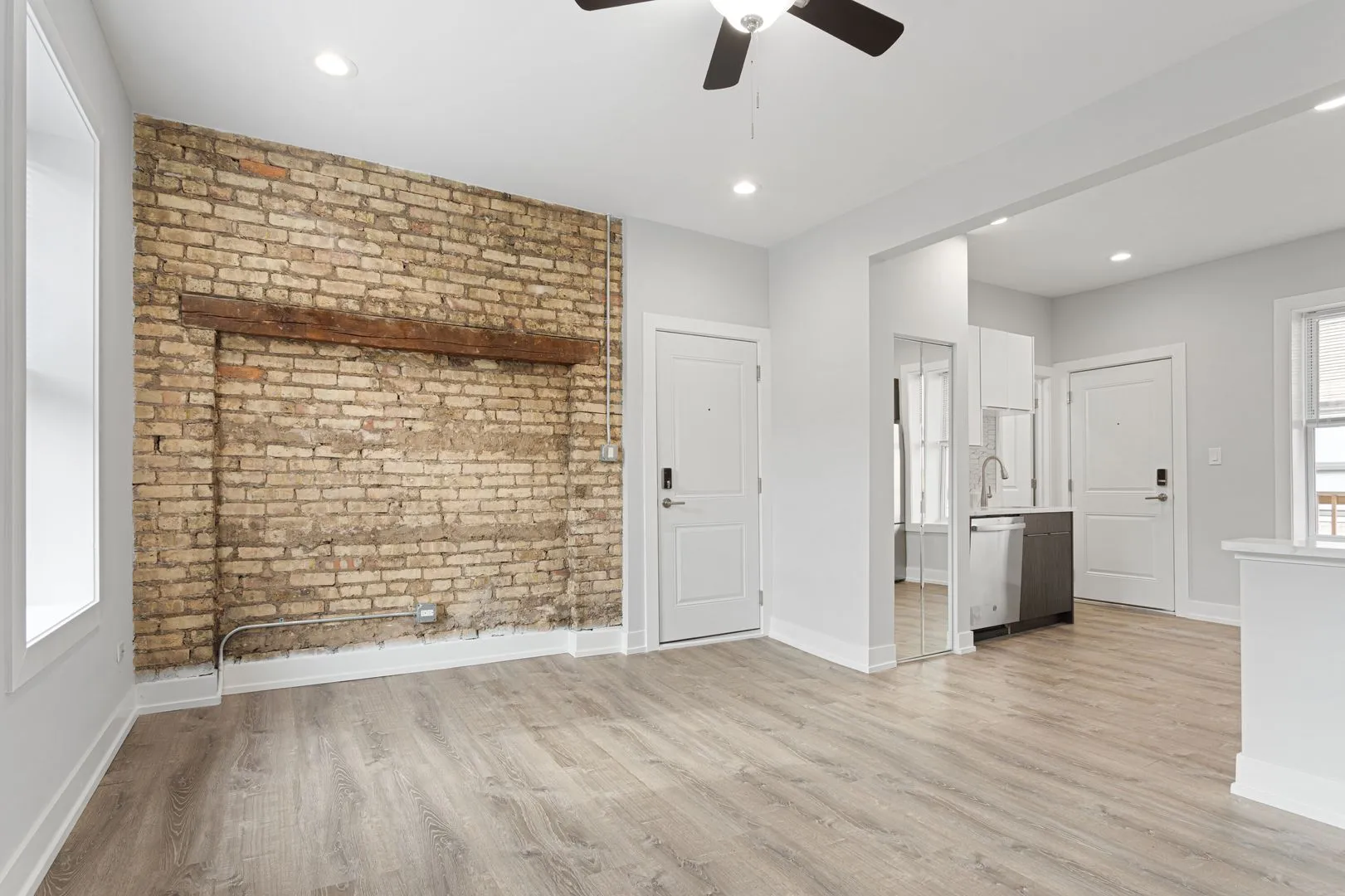 7425 N Clark St, , 60626, USA 60626-unit#2-Chicago-IL