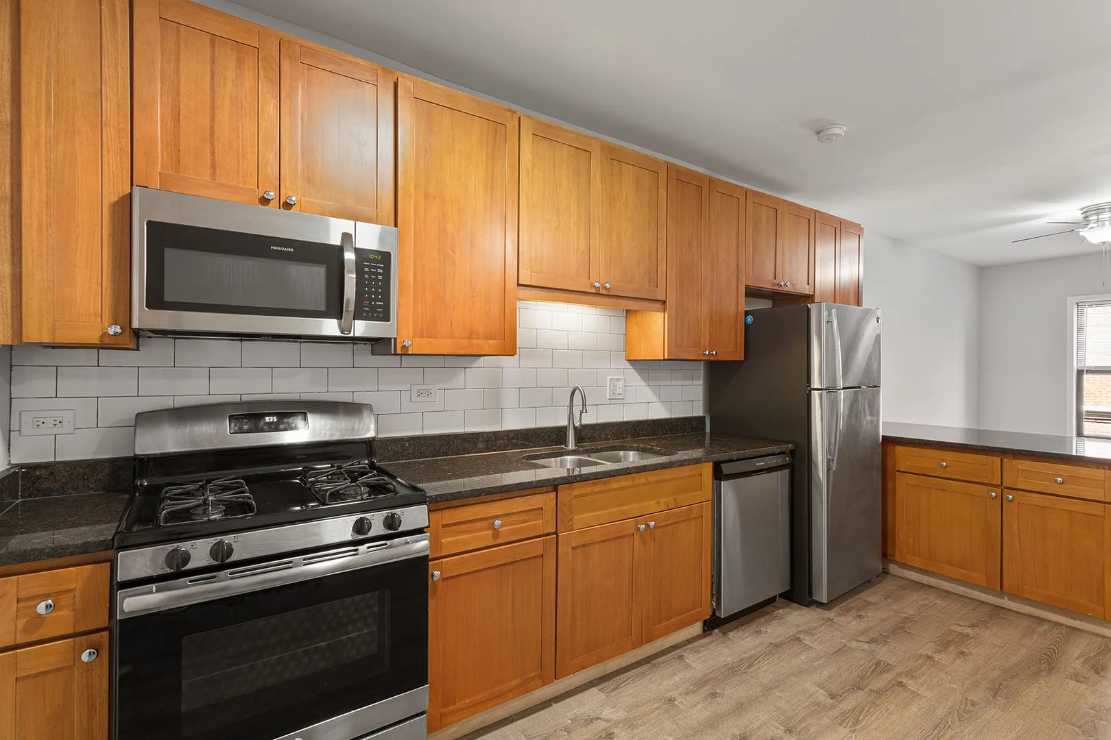 1702 W Juneway Terrace, ,  60626, USA 60626-unit#1C-Chicago-IL