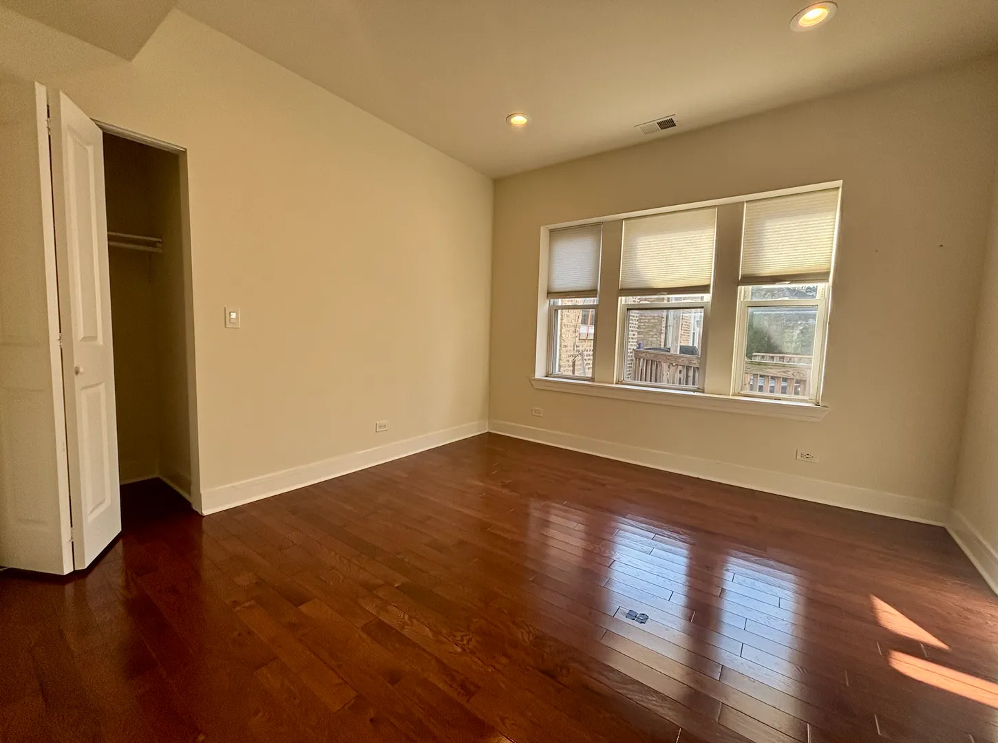 1159 W Lunt Ave, ,  60626, USA 60626-unit#3RD FLOOR-Chicago-IL