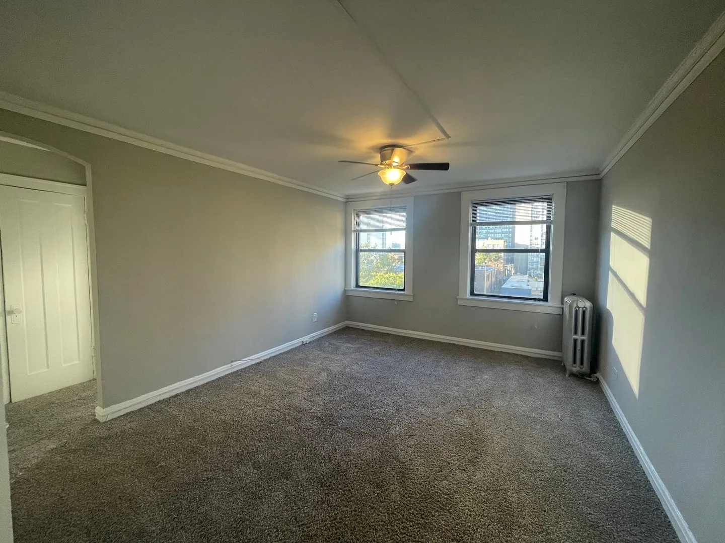 661 W Sheridan Rd, ,  60613, USA 60613-unit#410-Chicago-IL