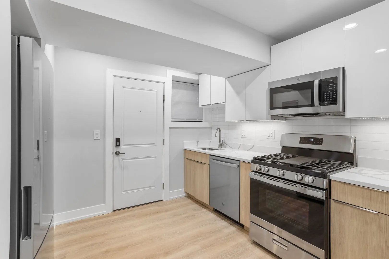 6931 N Lakewood Ave, , 60626, USA 60626-unit#G-Chicago-IL