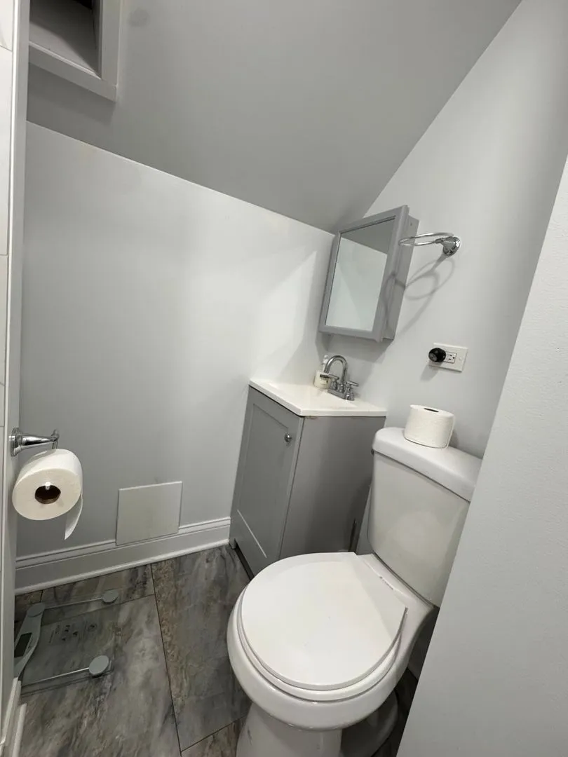 3111 N Clifton Ave, ,  60657, USA 60657-unit#3F-Chicago-IL