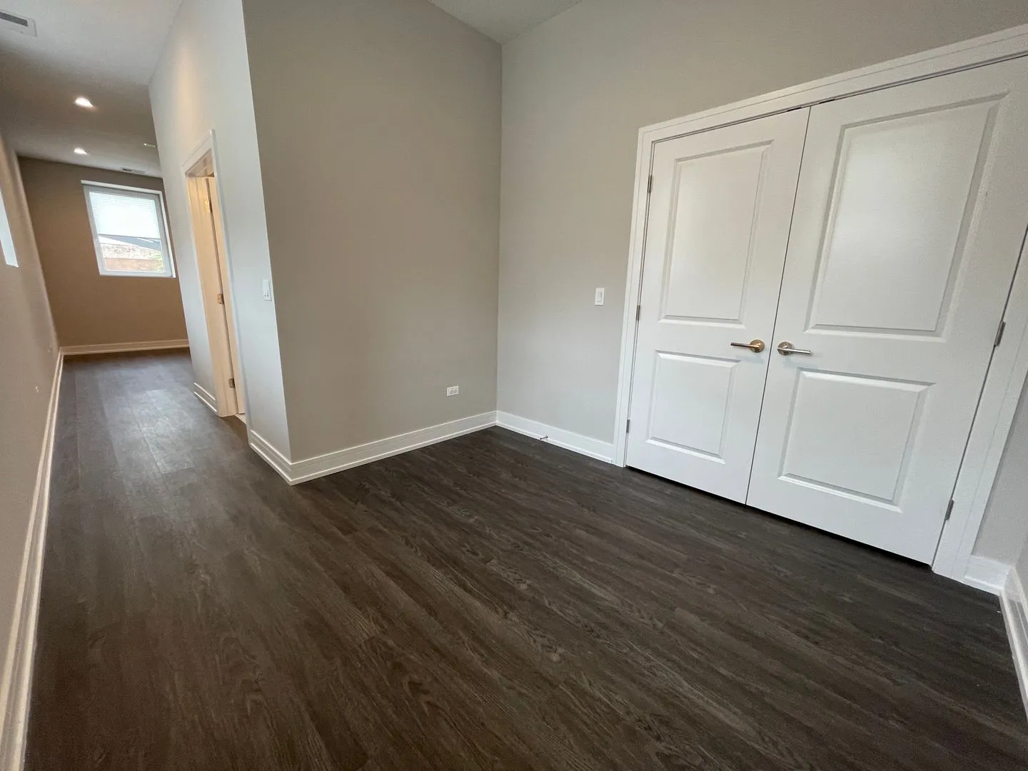 1730 W Greenleaf Ave, ,  60626, USA 60626-unit#1730-204-Chicago-IL