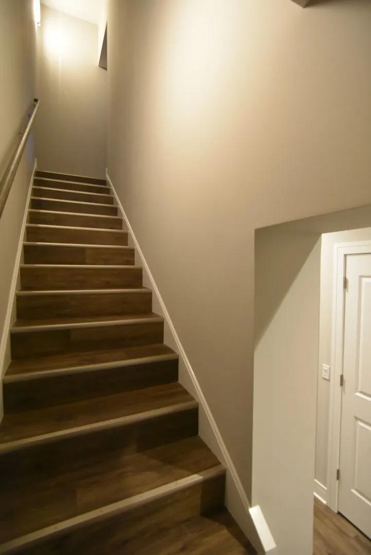 927 W Irving Park Rd, ,  60613, USA 60613-unit#927-101-Chicago-IL
