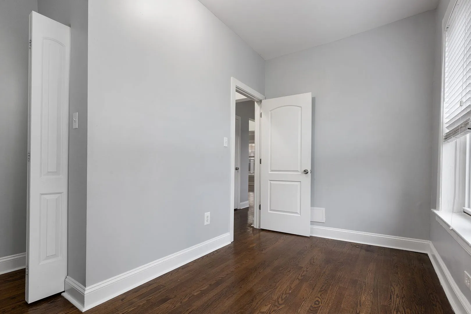 1114 W Glenlake Ave, , 60660, USA 60660-unit#1ST FLOOR-Chicago-IL