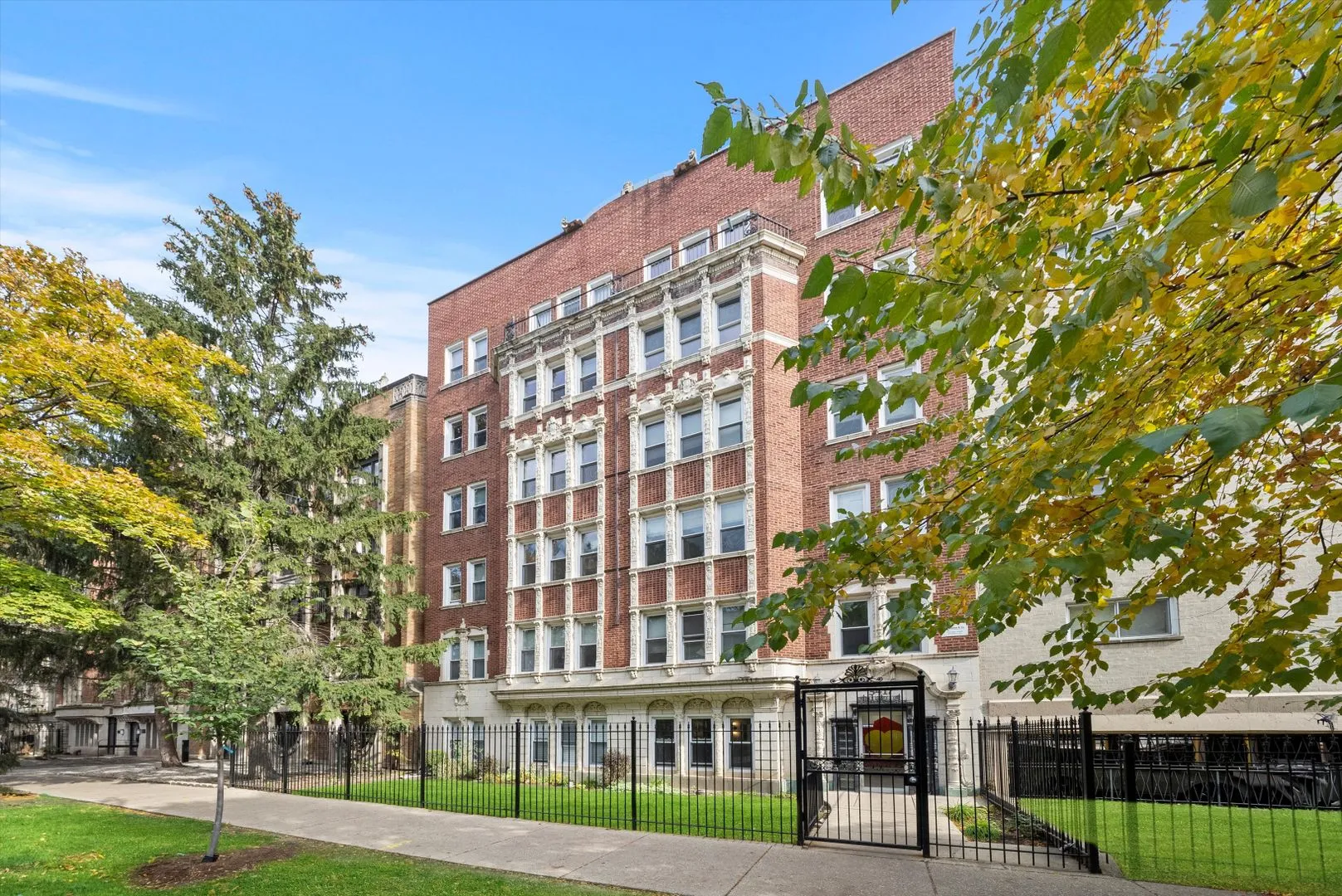 5417 N Kenmore Ave, ,  60640, USA 60640-unit#203-Chicago-IL