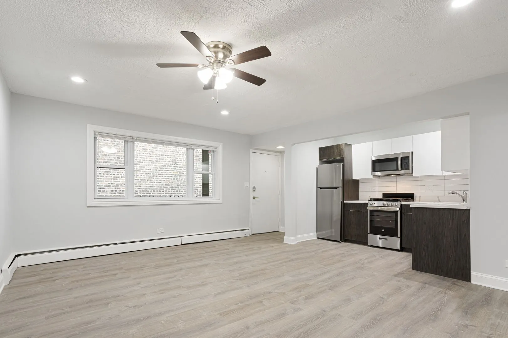 7606 N Eastlake Terrace, , 60626, USA 60626-unit#3B-Chicago-IL