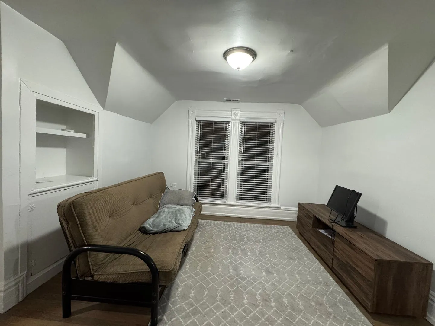 3111 N Clifton Ave, ,  60657, USA 60657-unit#3F-Chicago-IL