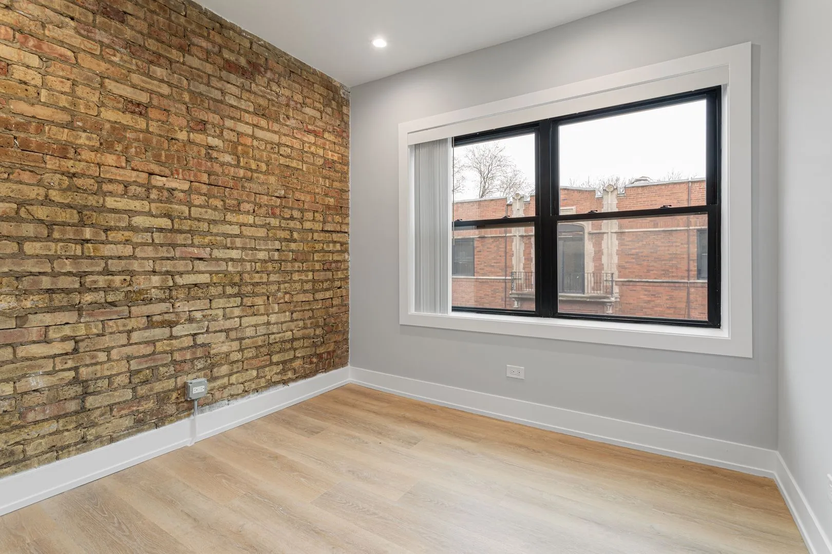 1556 W Juneway Terrace, , 60626, USA 60626-unit#1K-Chicago-IL