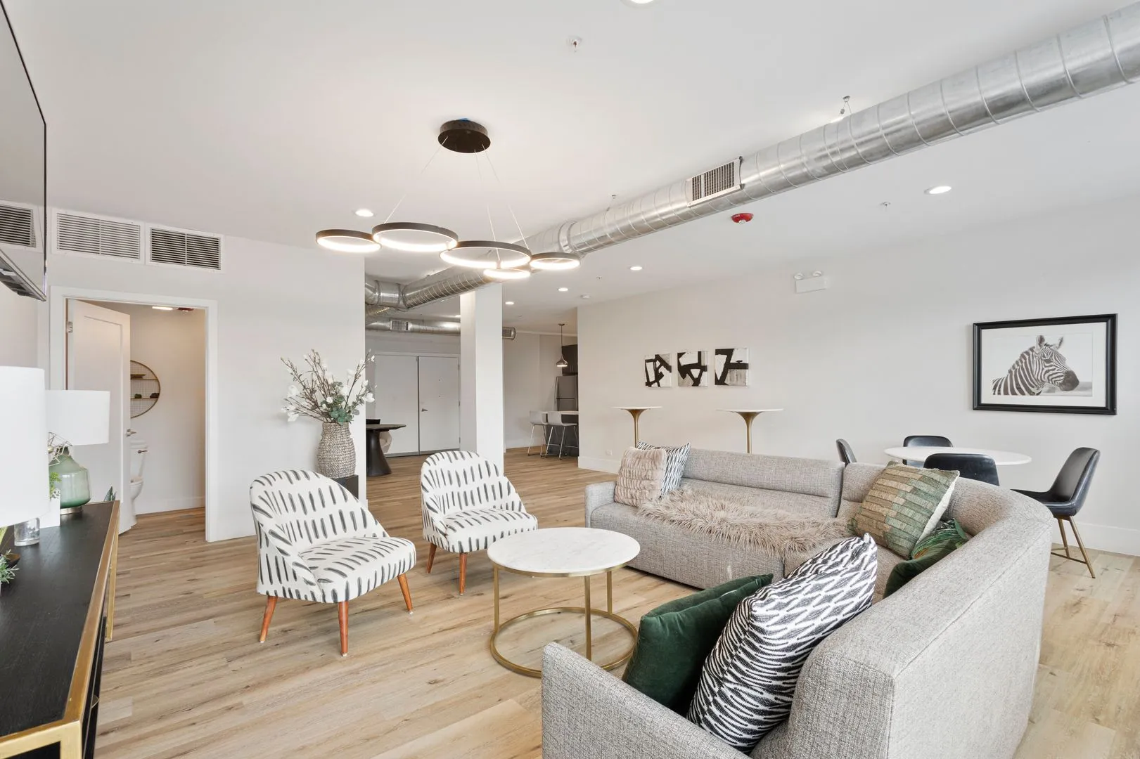 1531 W Howard St, ,  60626, USA 60626-unit#409-Chicago-IL
