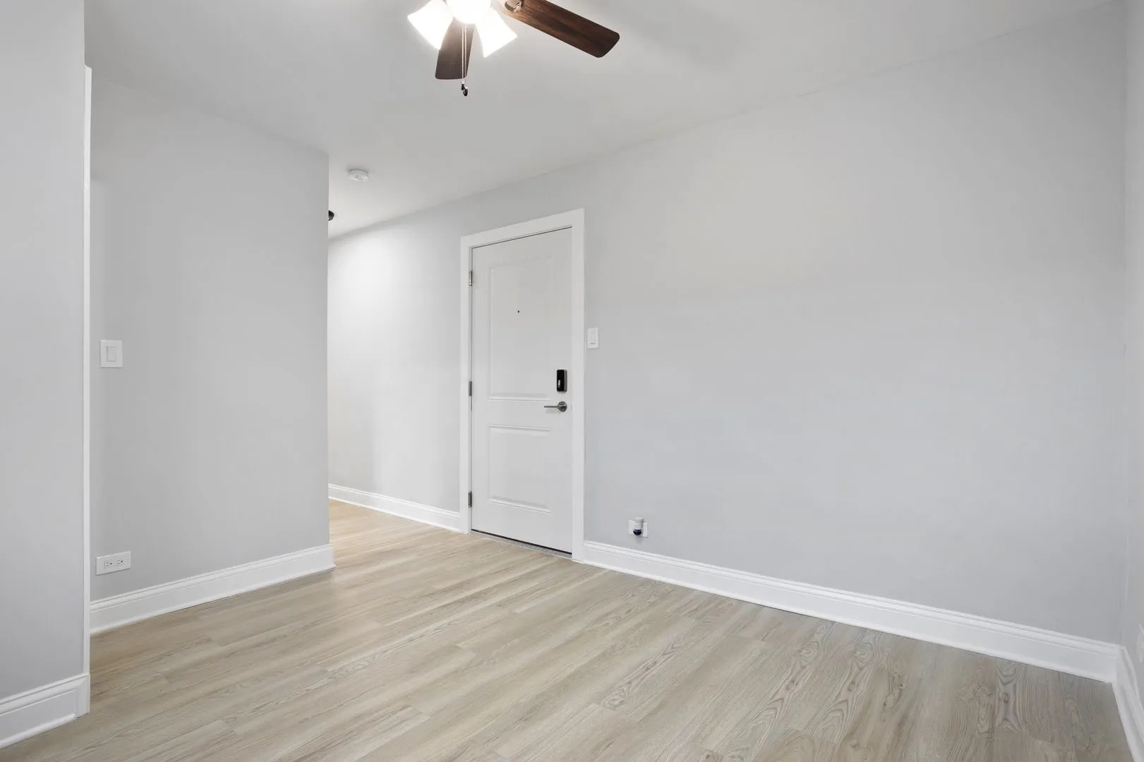 6026 N Winthrop Ave, ,  60660, USA 60660-unit#1C-Chicago-IL