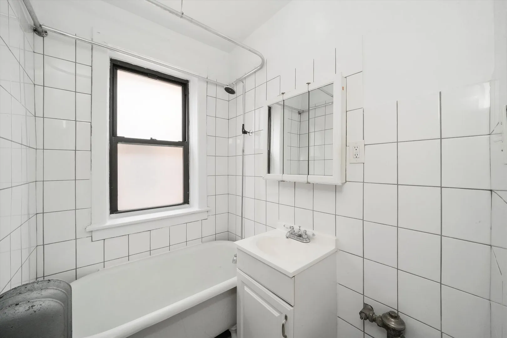 3304 W Schubert Ave, , 60647, USA 60647-unit#1I-Chicago-IL